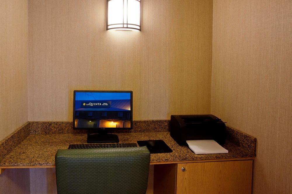 La Quinta Inn & Suites By Wyndham Irvine Spectrum Kültér fotó