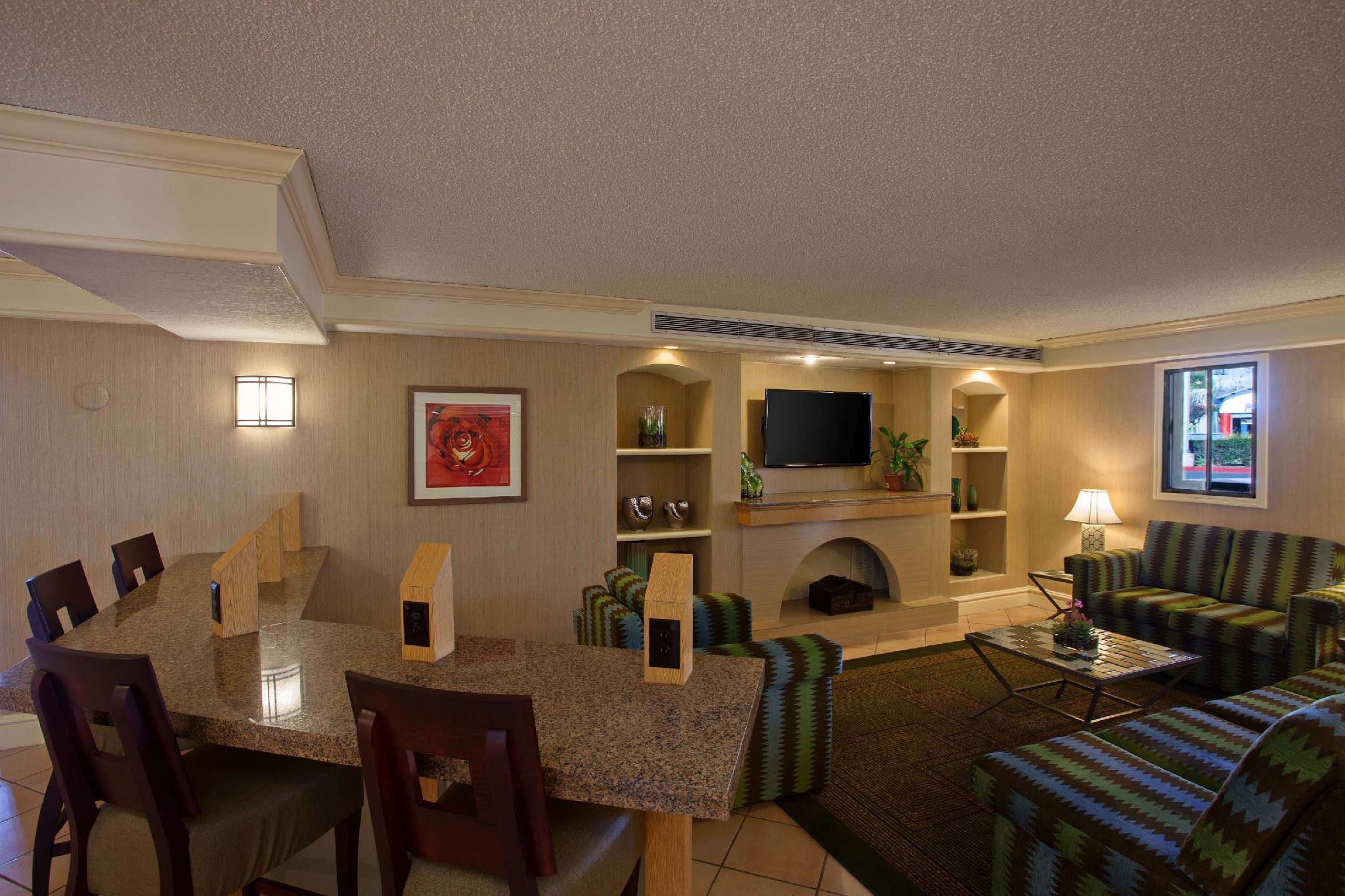 La Quinta Inn & Suites By Wyndham Irvine Spectrum Kültér fotó